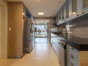 Apartamento para Aluguel com 3 quartos, 204 m² por R$ 17.675