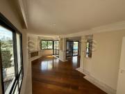 Apartamento para Aluguel com 3 quartos, 216 m² por R$ 16.000