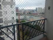 Apartamento para Aluguel com 3 quartos, 68 m² por R$ 2.300