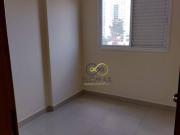 Apartamento para Aluguel com 3 quartos, 70 m² por R$ 2.500