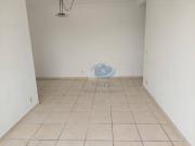 Apartamento para Aluguel com 3 quartos, 72 m² por R$ 2.300