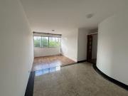 Apartamento para Aluguel com 3 quartos, 84 m² por R$ 3.876