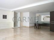 Apartamento para aluguel tem 208 metros quadrados com 2...