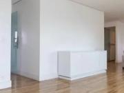 Apartamento para locação com 3 suítes no bairro Campo...