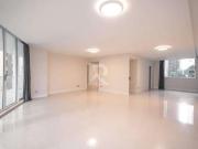 Apartamento para Locação em Curitiba/PR Água Verde 4 Quartos