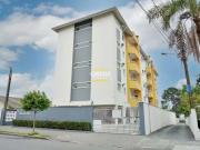 Apartamento para Locação em Joinville/SC Bucarein 2 Quartos