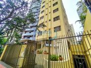 Apartamento para locação no bairro Centro de Londrina...
