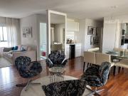 Apartamento para Venda e Aluguel em Edifício More...