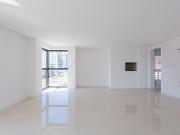 Apartamento para venda em Água Verde de 134.00m² com 3...