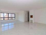 Apartamento para Venda em Balneário Camboriú/SC Centro 3...