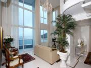 Apartamento para Venda em Balneário Camboriú/SC Centro 3...
