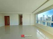 Apartamento para Venda em Balneário Camboriú/SC Centro 3...