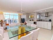 Apartamento para Venda em Balneário Camboriú/SC Centro 3... Apartamento para Venda em Balneário Camboriú/SC Centro 3...