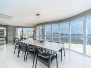 Apartamento para Venda em Balneário Camboriú/SC Centro 4...