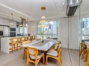 Apartamento para Venda em Balneário Camboriú/SC Centro 4...