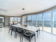 Apartamento para Venda em Balneário Camboriú/SC Centro 4...