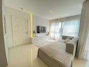 Apartamento para Venda em Balneário Camboriú/SC Centro 4... Apartamento para Venda em Balneário Camboriú/SC Centro 4...