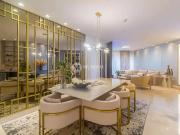 Apartamento para Venda em Balneário Camboriú/SC Centro 4...