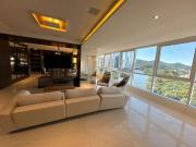 Apartamento para Venda em Balneário Camboriú/SC Centro 4...