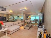 Apartamento para Venda em Balneário Camboriú/SC Centro 4...