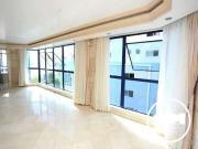 Apartamento para Venda em Balneário Camboriú/SC Centro 4...