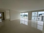 Apartamento para Venda em Balneário Camboriú/SC Centro 4...