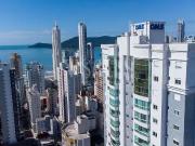 Apartamento para Venda em Balneário Camboriú/SC Centro 4...