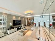 Apartamento para Venda em Balneário Camboriú/SC Centro 4...