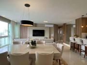 Apartamento para Venda em Balneário Camboriú/SC Centro 4...