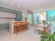 Apartamento para Venda em Balneário Camboriú/SC Centro 4...