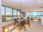 Apartamento para Venda em Balneário Camboriú/SC Centro 4...