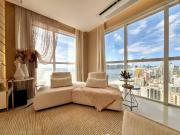Apartamento para Venda em Balneário Camboriú/SC Centro 4...