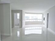 Apartamento para Venda em Balneário Camboriú/SC Centro 4...