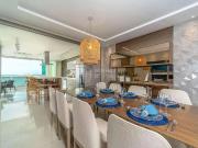 Apartamento para Venda em Balneário Camboriú/SC Centro 4...