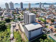 Apartamento para Venda em Balneário Piçarras/SC Centro 2...