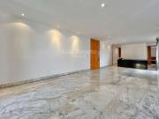 Apartamento para Venda em Belo Horizonte/MG Lourdes 4...