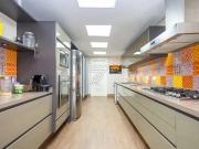 Apartamento para Venda em Curitiba/PR Água Verde 4 Quartos