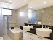 Apartamento para Venda em Curitiba/PR Cabral 4 Quartos