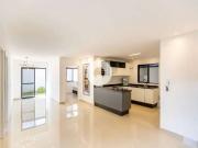 Apartamento para Venda em Curitiba/PR Capão da Imbuia 2...