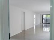 Apartamento para Venda em Curitiba/PR Capão Raso 3 Quartos