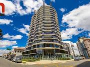 Apartamento para Venda em Curitiba/PR Jardim Botânico 3...