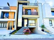 Apartamento para Venda em Curitiba/PR Pinheirinho 3 Quartos