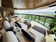 Apartamento para Venda em Guarujá/SP Enseada 5 Quartos