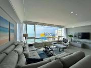 Apartamento para Venda em Guarujá/SP Pitangueiras 3 Quartos