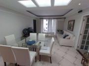 Apartamento para Venda em Guarujá/SP Pitangueiras 3 Quartos