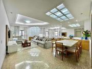 Apartamento para Venda em Guarujá/SP Pitangueiras 4 Quartos