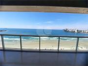 Apartamento para Venda em Guarujá/SP Pitangueiras 4 Quartos