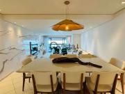 Apartamento para Venda em Guarujá/SP Pitangueiras 4 Quartos