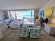 Apartamento para Venda em Guarujá/SP Pitangueiras 5 Quartos