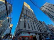 Apartamento para Venda em Itapema/SC Meia Praia 4 Quartos